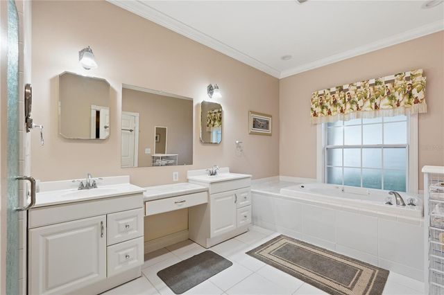 121 HARBOR VIEW LANE, Belleair Bluffs, FL 33770