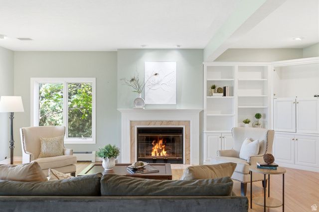 8 ALTAWOOD DR, Sandy, UT 84092