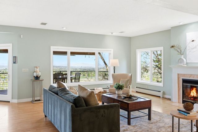 8 ALTAWOOD DR, Sandy, UT 84092