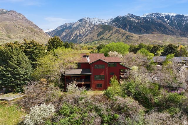 8 ALTAWOOD DR, Sandy, UT 84092