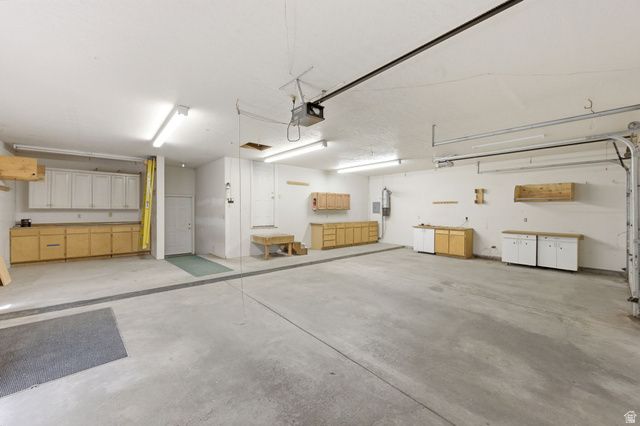 8 ALTAWOOD DR, Sandy, UT 84092