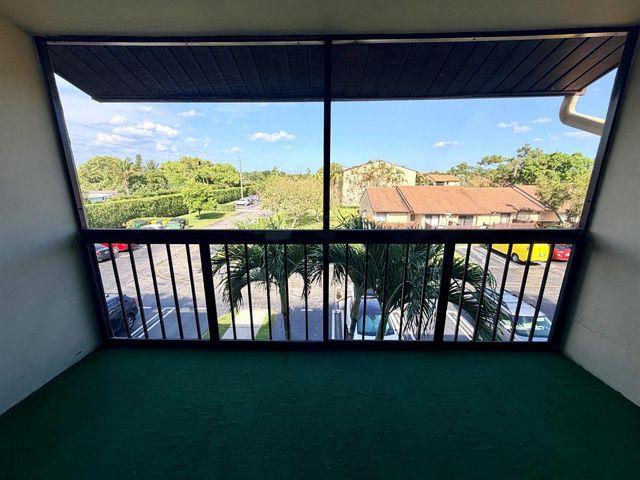 616 Sea Pine Way C3, Greenacres, FL 33415