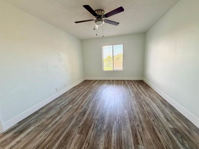 616 Sea Pine Way C3, Greenacres, FL 33415