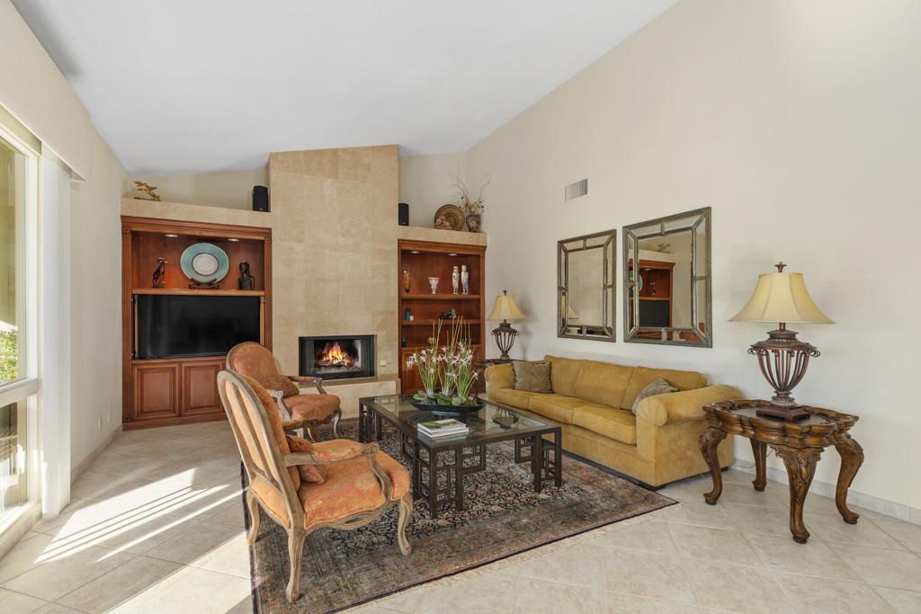 Image 10 of property listing at 43229 Lacovia Drive, Bermuda Dunes, CA 92203