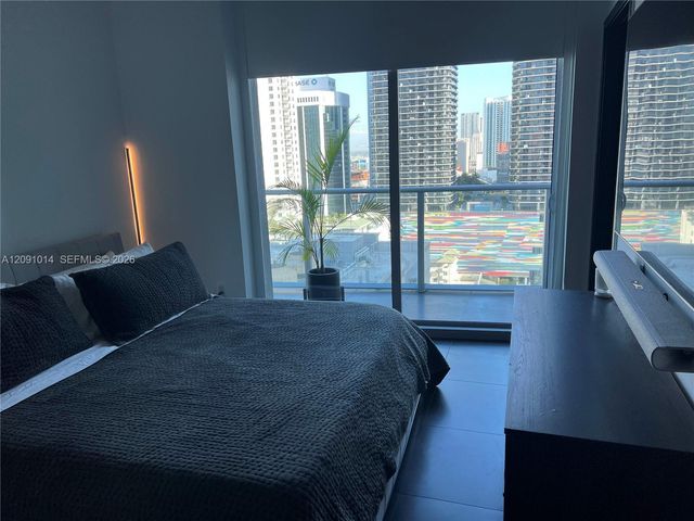 1100 S Miami Avenue 2107, Miami, FL 33130