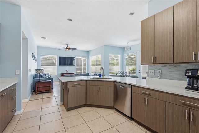 6 BURRELL PLACE, Palm Coast, FL 32137