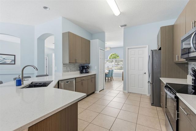 6 BURRELL PLACE, Palm Coast, FL 32137