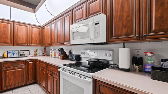 9458 NORTHVALE STREET, Spring Hill, FL 34608
