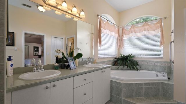 9458 NORTHVALE STREET, Spring Hill, FL 34608
