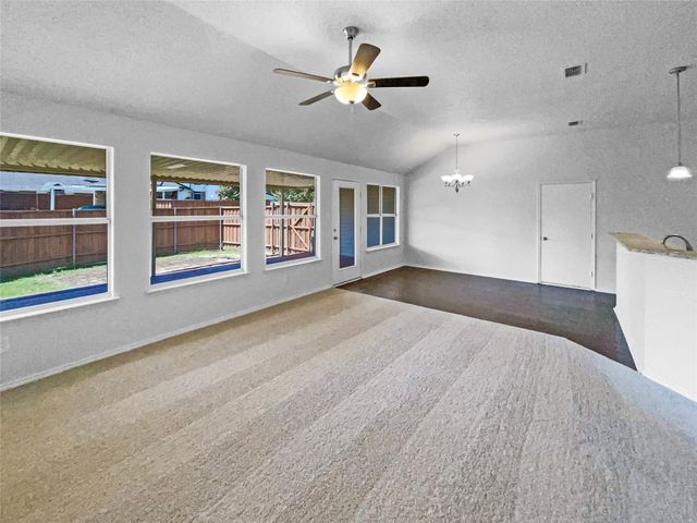 2701 Crooked Creek, Mesquite, TX 75181