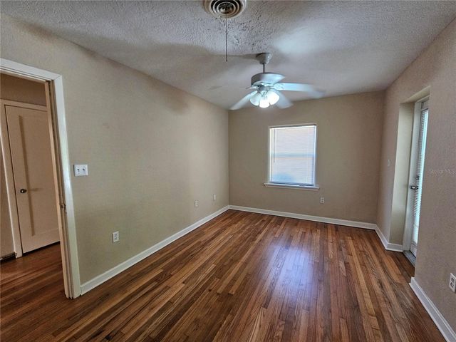 2009 E WASHINGTON STREET, Orlando, FL 32803