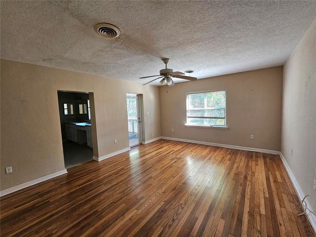 2009 E WASHINGTON STREET, Orlando, FL 32803