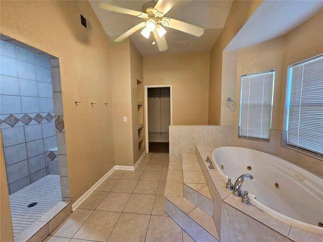 2009 E WASHINGTON STREET, Orlando, FL 32803