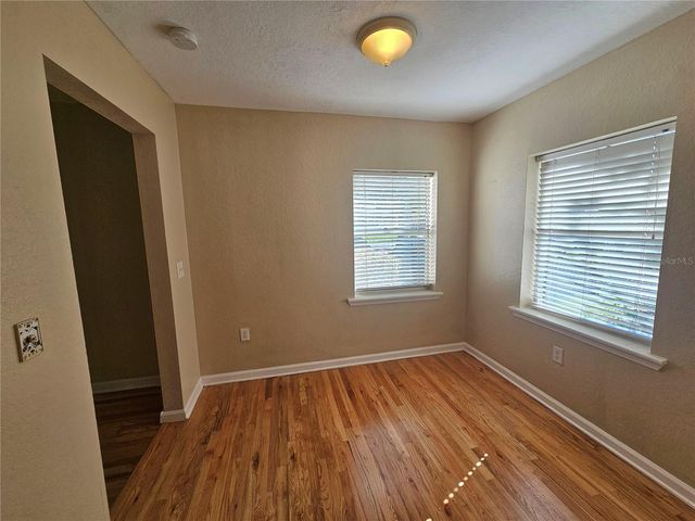 2009 E WASHINGTON STREET, Orlando, FL 32803