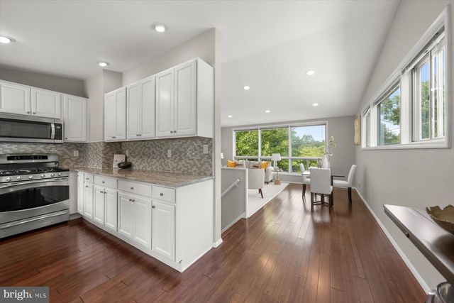 11403 CAM CT, Kensington, MD 20895