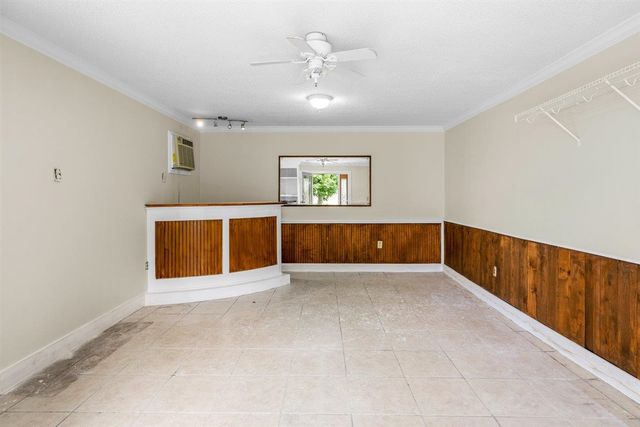 1244 WELLS STATION RD, Memphis, TN 38122