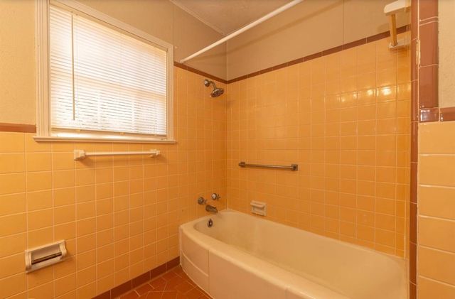 130 E Circuit, Beaumont, TX 77706