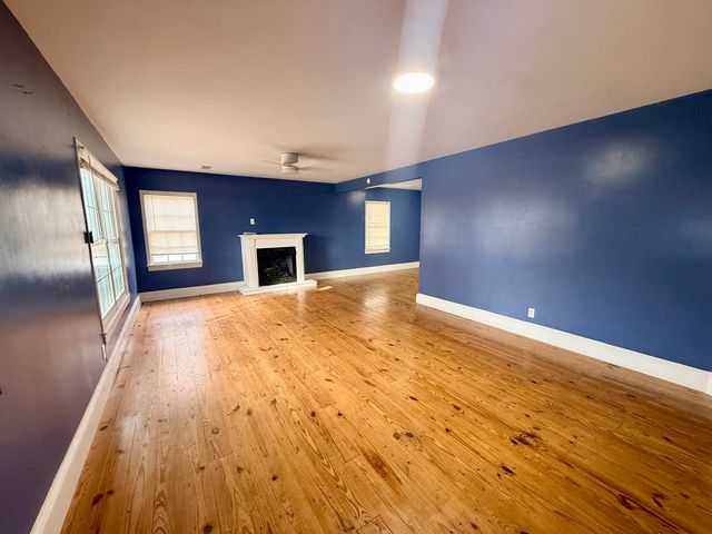 130 E Circuit, Beaumont, TX 77706