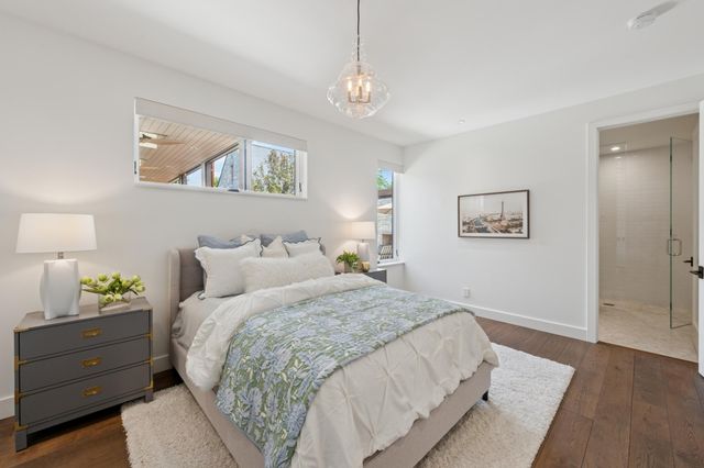 2505 E Lake Of The Isles Parkway, Minneapolis, MN 55405