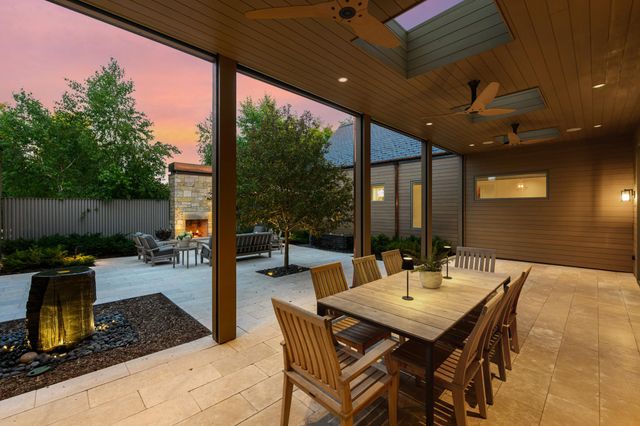 2505 E Lake Of The Isles Parkway, Minneapolis, MN 55405