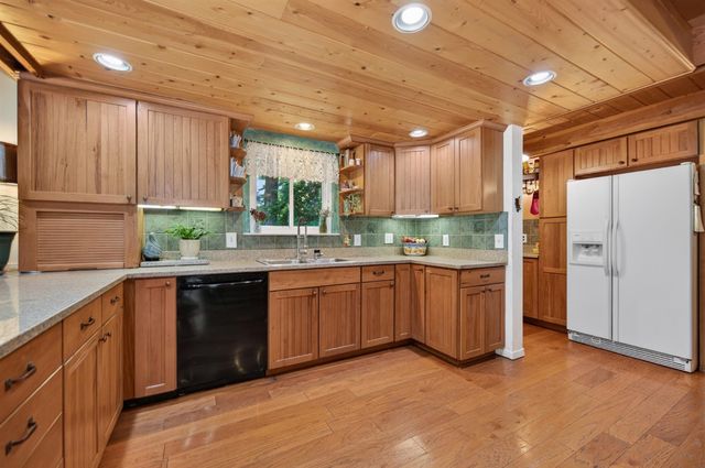 6193 Speckled Rd, Pollock Pines, CA 95726