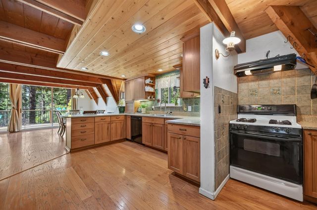 6193 Speckled Rd, Pollock Pines, CA 95726