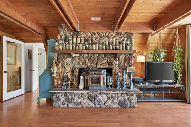 6193 Speckled Rd, Pollock Pines, CA 95726