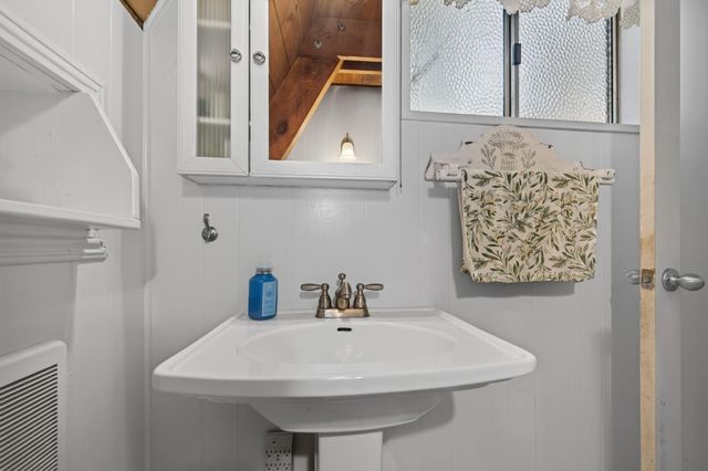 6193 Speckled Rd, Pollock Pines, CA 95726