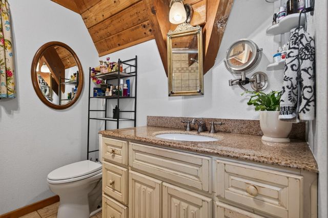 6193 Speckled Rd, Pollock Pines, CA 95726