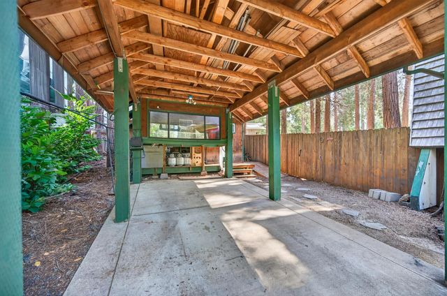 6193 Speckled Rd, Pollock Pines, CA 95726