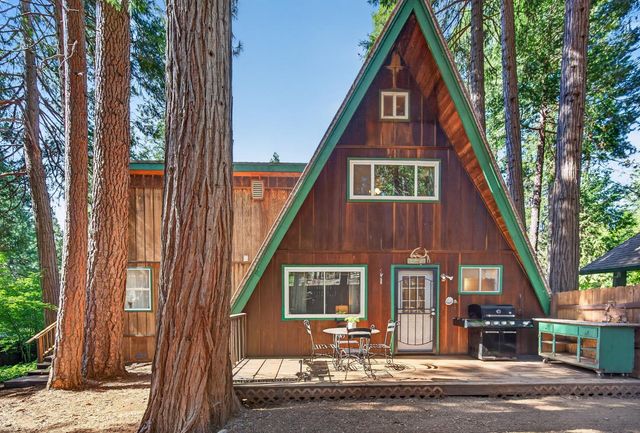 6193 Speckled Rd, Pollock Pines, CA 95726
