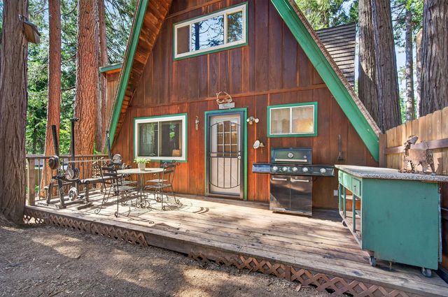 6193 Speckled Rd, Pollock Pines, CA 95726