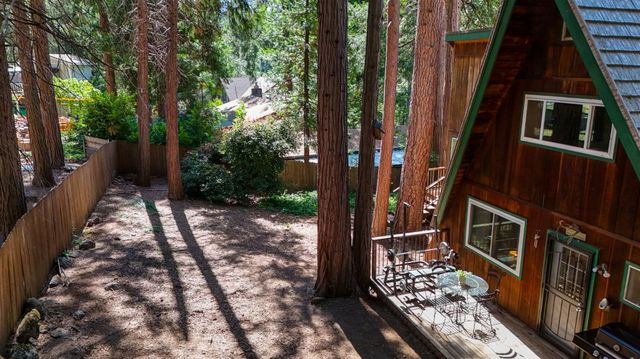 6193 Speckled Rd, Pollock Pines, CA 95726