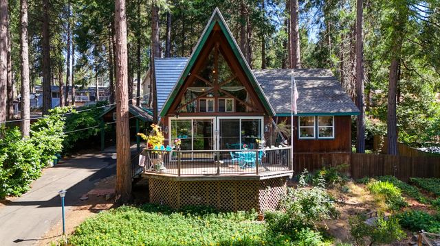 6193 Speckled Rd, Pollock Pines, CA 95726