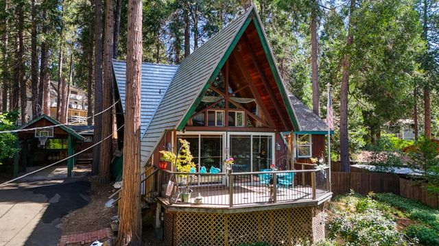 6193 Speckled Rd, Pollock Pines, CA 95726