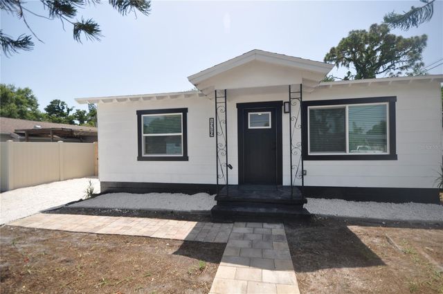 1319 S 56TH STREET, Gulfport, FL 33707