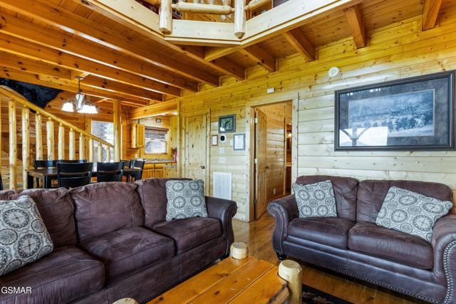 2828 White Oak Ridge Lane, Sevierville, TN 37862