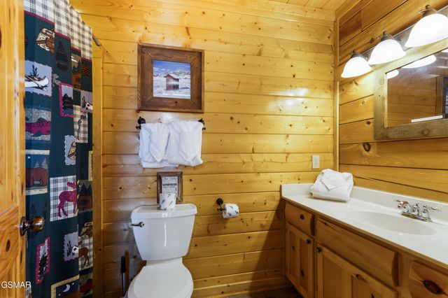 2828 White Oak Ridge Lane, Sevierville, TN 37862