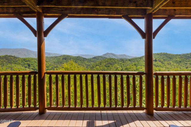 2828 White Oak Ridge Lane, Sevierville, TN 37862