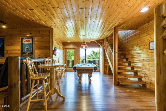 2828 White Oak Ridge Lane, Sevierville, TN 37862