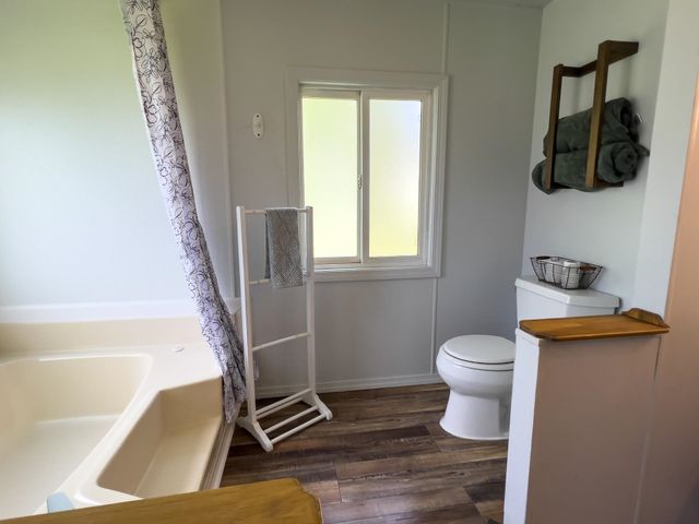 3306 E 4th Ct, Mead, WA 99021