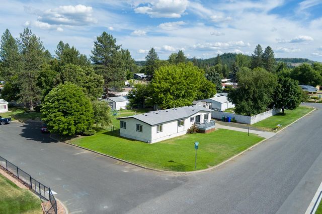 3306 E 4th Ct, Mead, WA 99021