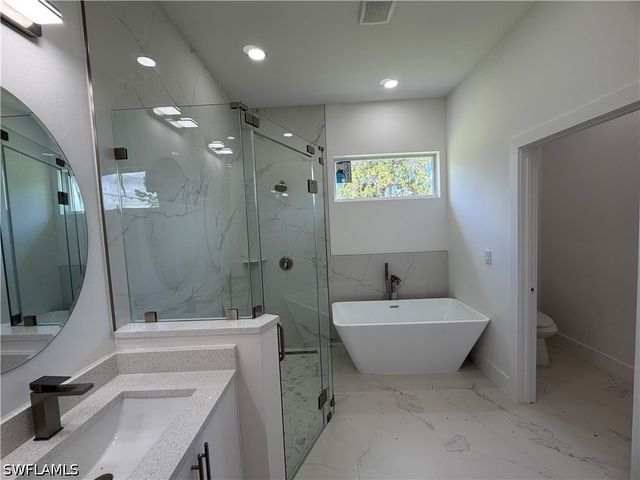 1144 Pisa ST E, Lehigh Acres, FL 33974