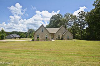 151 Oak Ridge Lakes Drive, Coldwater, MS 38618