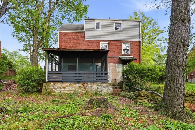 5644 Valleyview Drive, Bethel Park, PA 15102