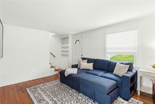 5644 Valleyview Drive, Bethel Park, PA 15102