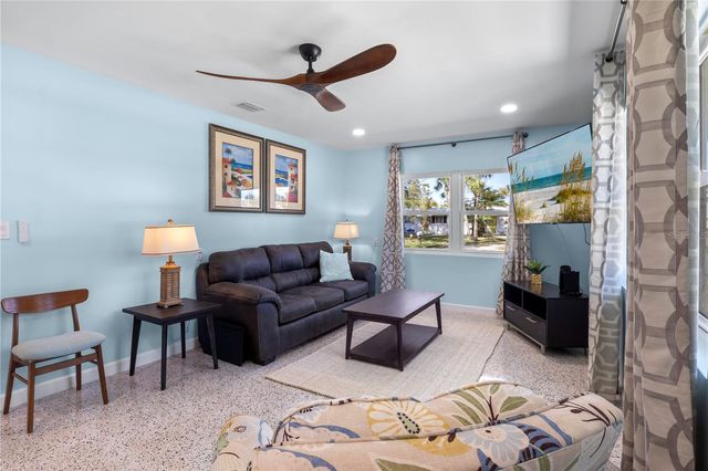 204 29TH STREET, Holmes Beach, FL 34217
