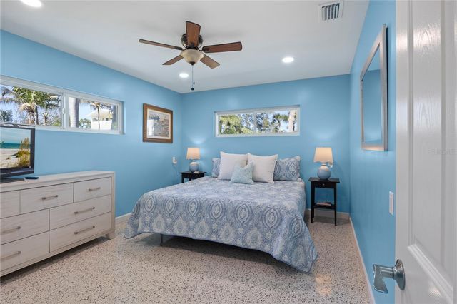 204 29TH STREET, Holmes Beach, FL 34217