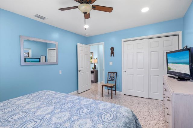 204 29TH STREET, Holmes Beach, FL 34217