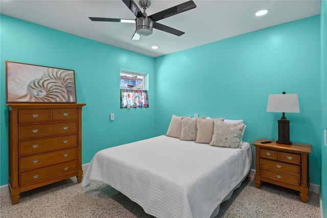 204 29TH STREET, Holmes Beach, FL 34217